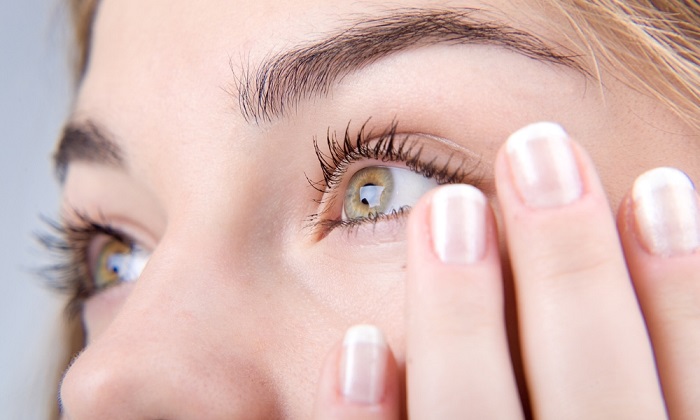 Как лечить псориаз на глазах?